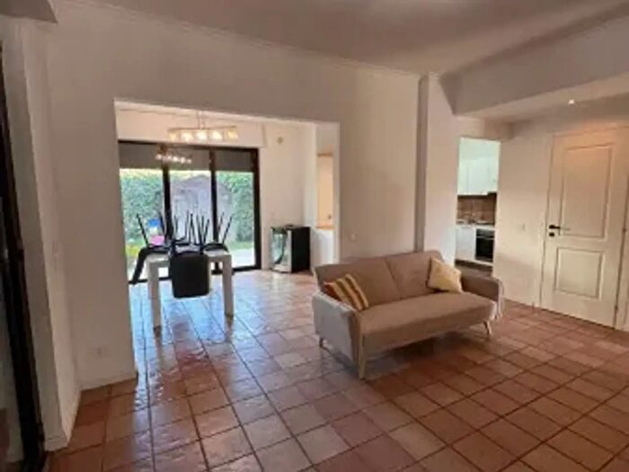 Appartamento trilocale in affitto in Via dei Mughetti, Nettuno