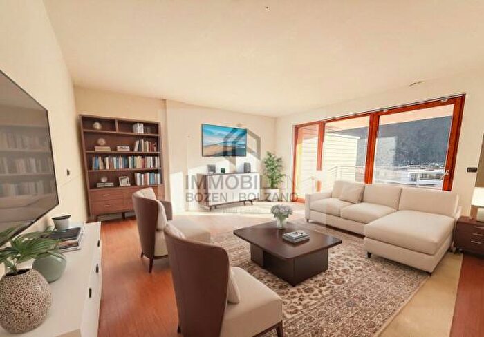 Appartamento bilocale in vendita in Via Renon, Bolzano