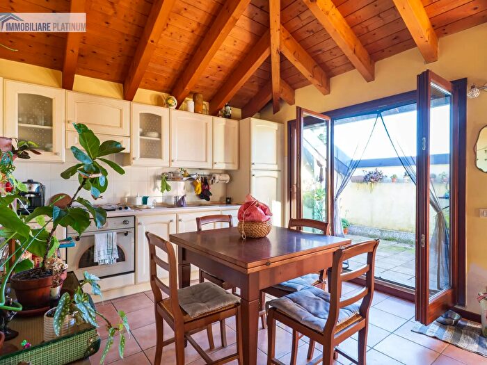 Appartamento monolocale in affitto in Via Garibaldi, Triuggio