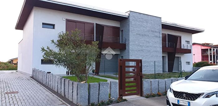 Casa trilocale in vendita in Via S Padre Pio, Castelbelforte