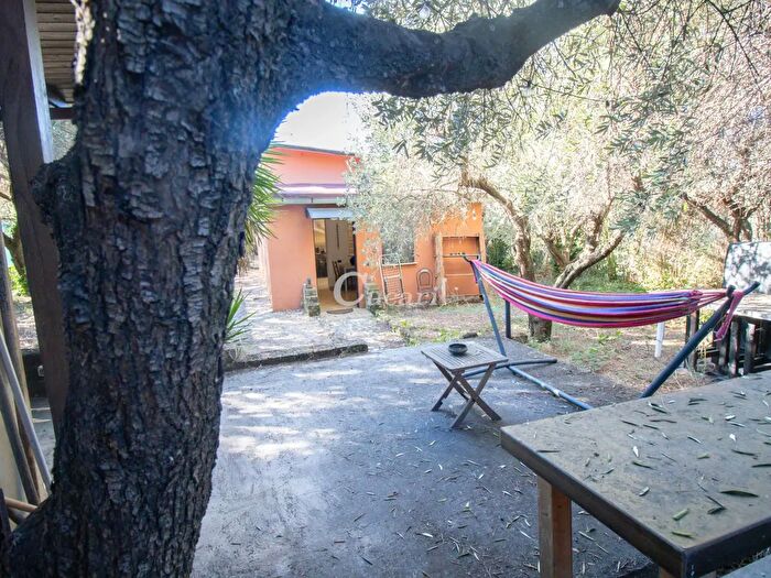 Appartamento trilocale in vendita in Vicolo delle Cisternole, Frascati