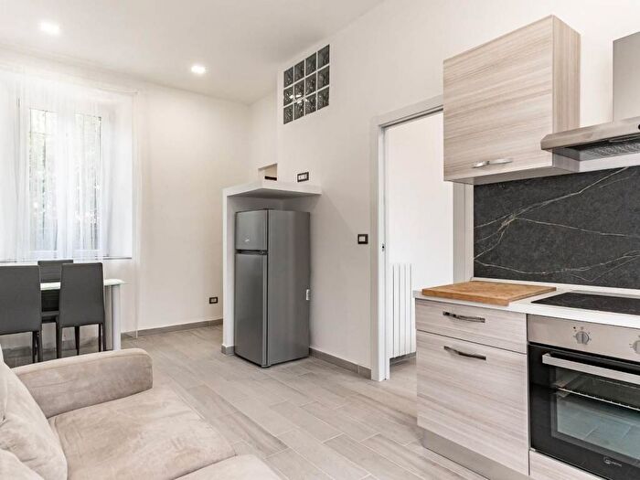 Appartamento bilocale in affitto in Via Giovanni Battista Viotti, Cazzaniga Ospedale, Monza