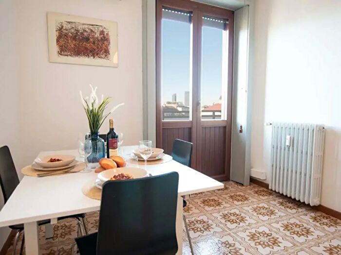 Appartamento monolocale in affitto in Piazza SantAgostino, Milano