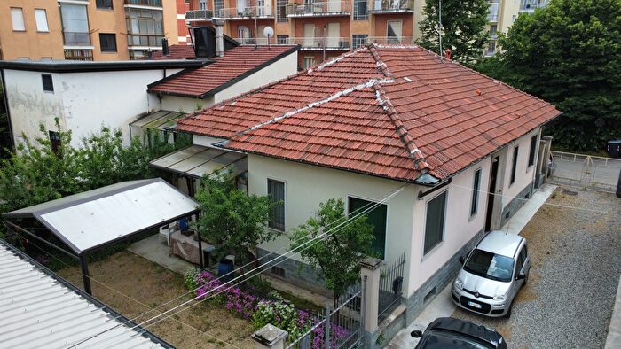 Casa con 5 locali in vendita in Via Nazario Sauro, Venaria Reale