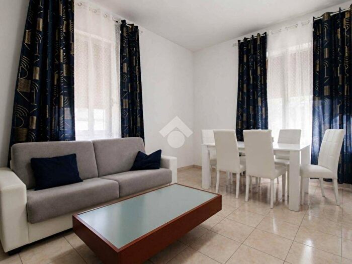 Appartamento quadrilocale in vendita in Via Michelangelo Castagna, Viale Bovio Piazza Duca degli Abruzzi, Pescara