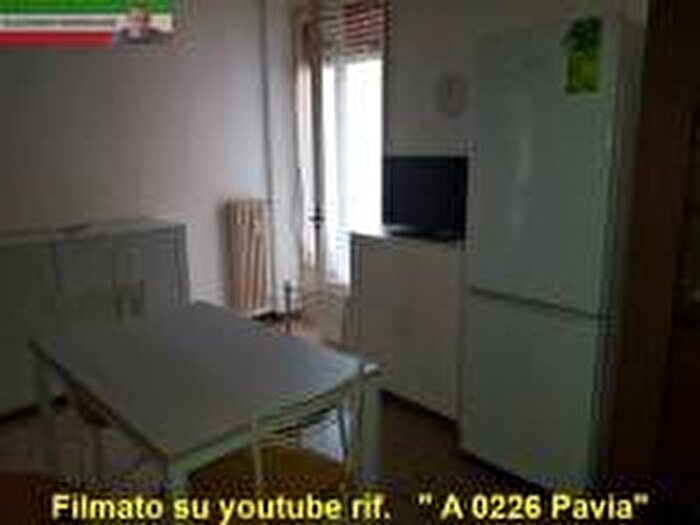 Appartamento quadrilocale in affitto in via simonetta, Città Giardino, Pavia