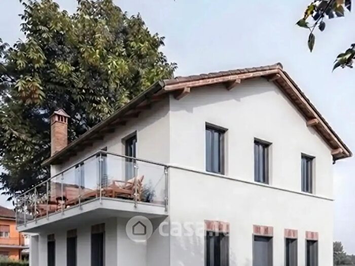 Casa con 9 locali in vendita in Perugia