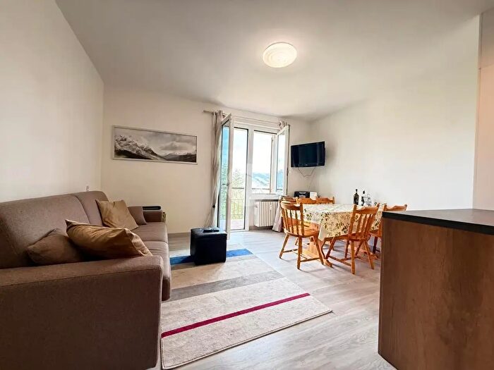 Appartamento trilocale in vendita in Via del Ceraso, Ovindoli