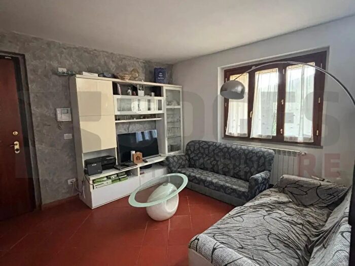 Casa con 6 locali in vendita in Via degli Ulivi, Rignano SullArno