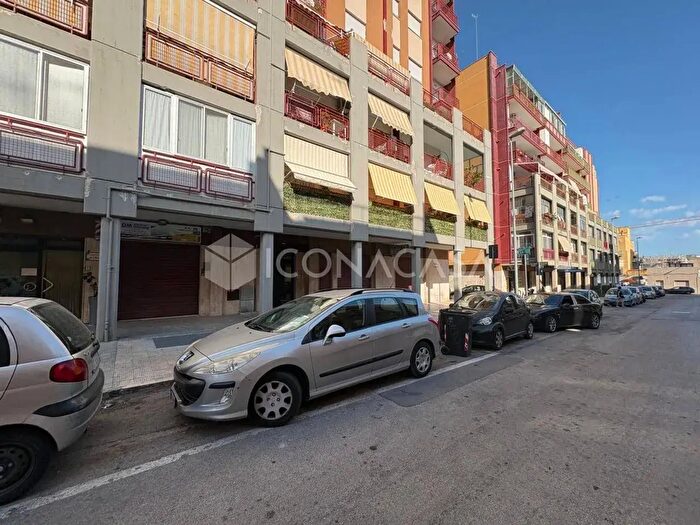 Appartamento con 6 locali in vendita in Via Giacomo Boggiano, Barletta