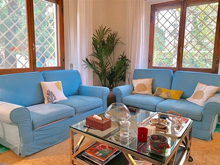 Casa con 10 locali in vendita in Roma Imperiale Forte dei Marmi Lucca, Forte Dei Marmi