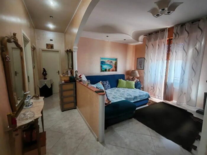 Appartamento quadrilocale in vendita in Via Bulgaria, Siracusa