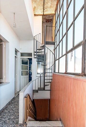 Casa con 5 locali in vendita in Monserrato