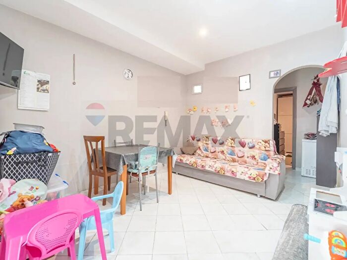 Appartamento trilocale in vendita in Via Padre Edoardo Colocci, Roma