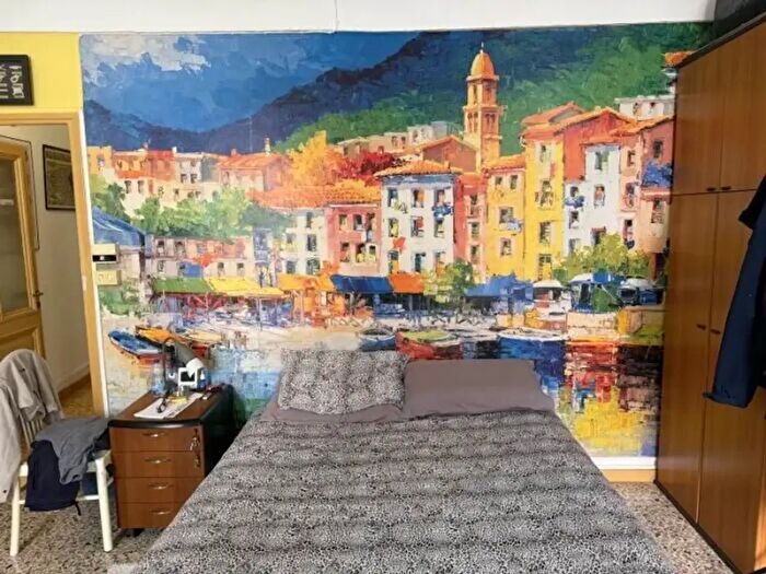 Appartamento quadrilocale in vendita in Via Roma, Santo Stefano Al Mare