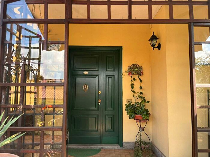 Appartamento trilocale in affitto in Via Frascati, Centro, Rocca di Papa