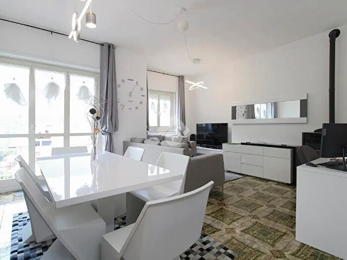 Appartamento con 5 locali in vendita in Via Europa, Rubiana