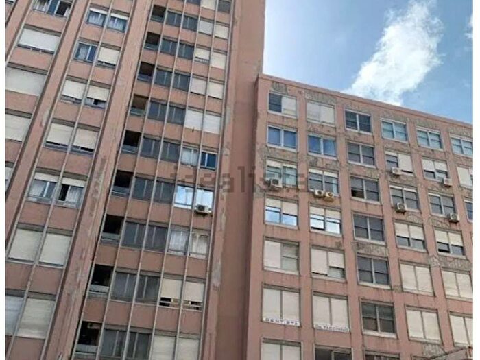 Appartamento trilocale in affitto in Via Antonio Cantore, Sampierdarena, Genova