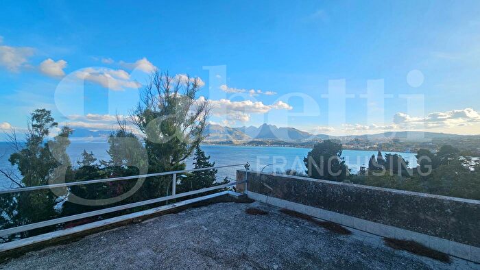 Appartamento trilocale in vendita in Strada Statale Snc, Santa Flavia