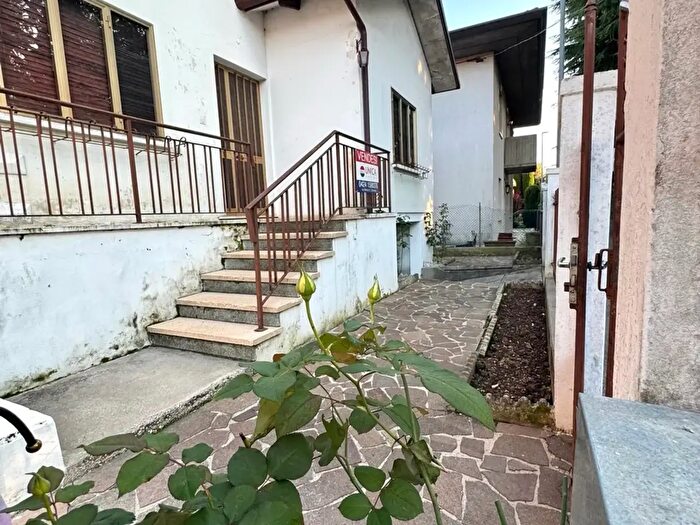 Appartamento trilocale in vendita in Via GPascoli, Breganze