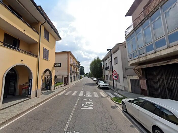 Case in Vendita e in Affitto - 2