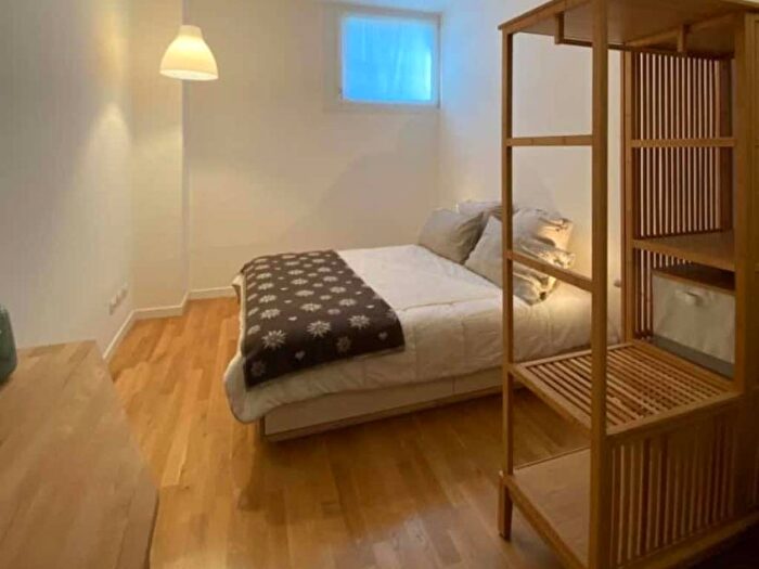 Appartamento trilocale in affitto in Via Savona, Giambellino, Milano