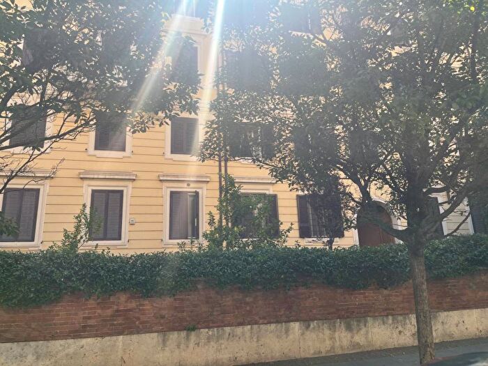 Appartamento quadrilocale in affitto in Via Gaetano Donizetti, Pinciano Villa Ada, Roma