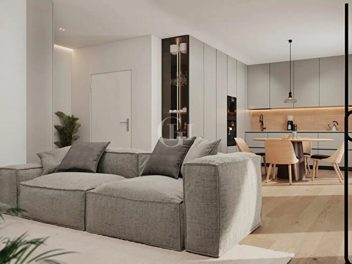 Appartamento trilocale in vendita in Desenzano Del Garda