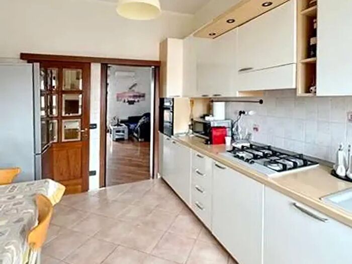 Appartamento quadrilocale in vendita in Via Bernardino Telesio, Modena