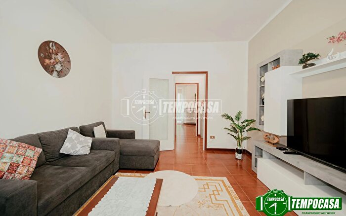 Appartamento trilocale in vendita in Strada Bobbio, Voghera