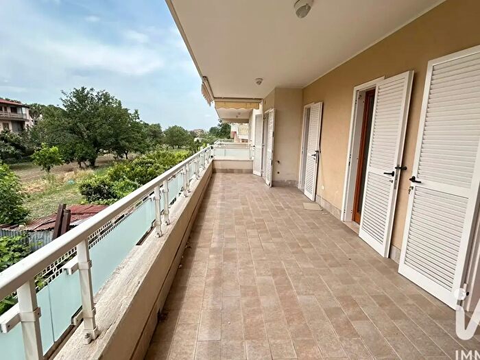 Appartamento quadrilocale in vendita in Via Francesco Marchesiello, Caserta