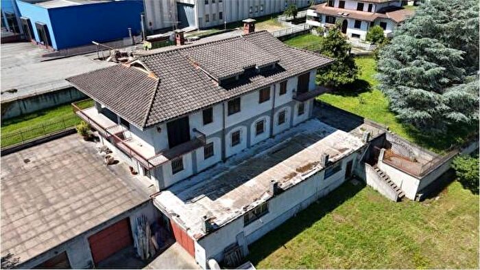 Case in Vendita e in Affitto - 2