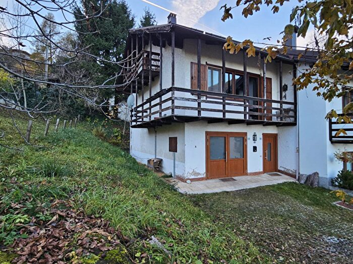 Casa con 5 locali in vendita in Località Bonetei, Dimaro Folgarida