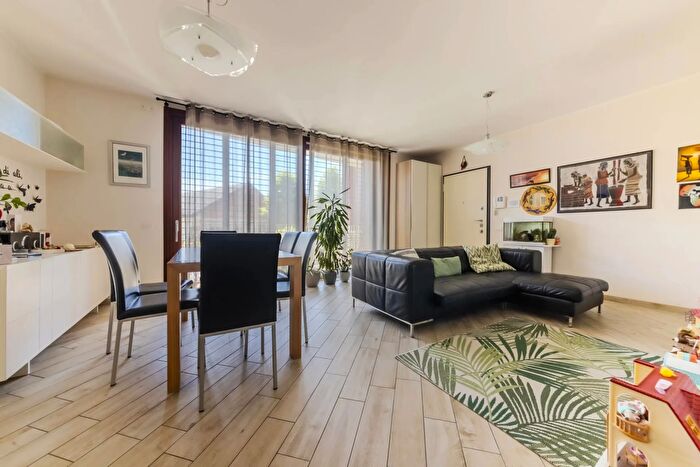 Appartamento trilocale in vendita in Bollate