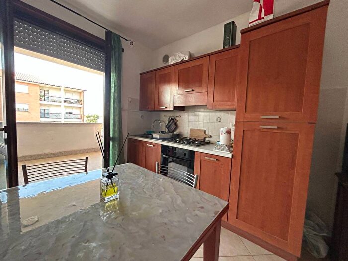 Appartamento bilocale in affitto in Via Raffaello, Santa Barbara, Viterbo