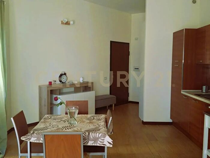 Appartamento trilocale in affitto in Via Federico Cammeo, Roma