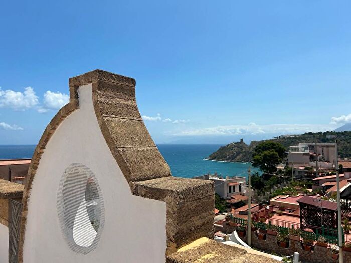Casa quadrilocale in affitto in SS, Torre Colonna Sperone, Altavilla Milicia