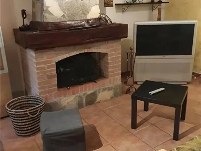Casa con 6 locali in affitto in Castelnuovo Magra