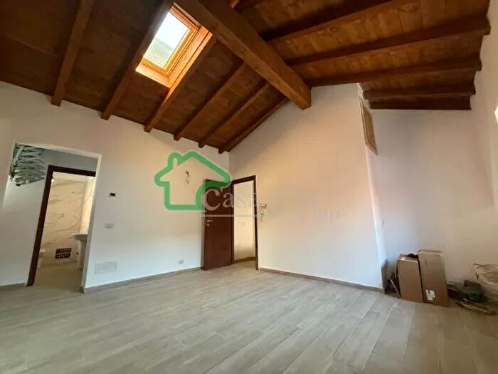 Appartamento trilocale in vendita in Via Camillo Benso di Cavour, San Martino In Strada