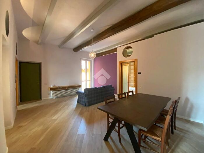 Appartamento quadrilocale in vendita in Corso Carlo Alberto, Pavia