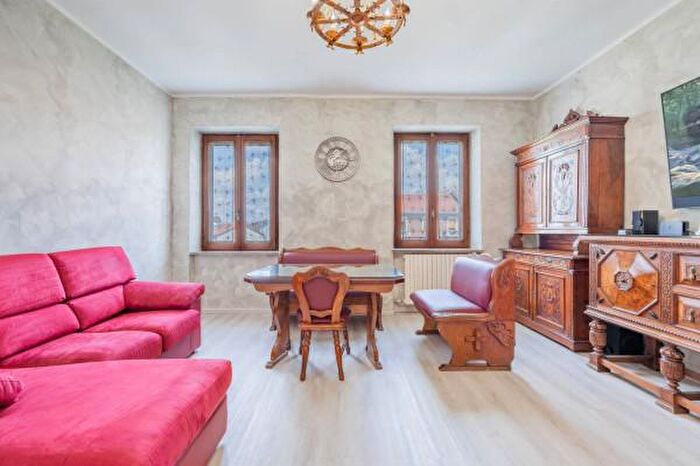 Case in Vendita e in Affitto - 2