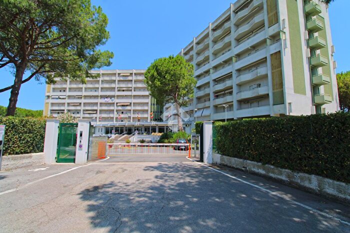 Appartamento trilocale in vendita in Viale Cristoforo Colombo, Porto Recanati