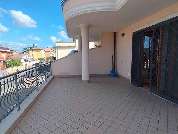 Appartamento in affitto in Via Massa di San Giuliano, Castelverde, Roma