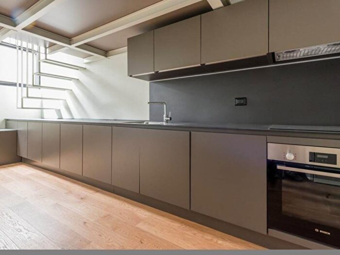 Appartamento bilocale in affitto in Via Lambro, Porta Venezia, Milano