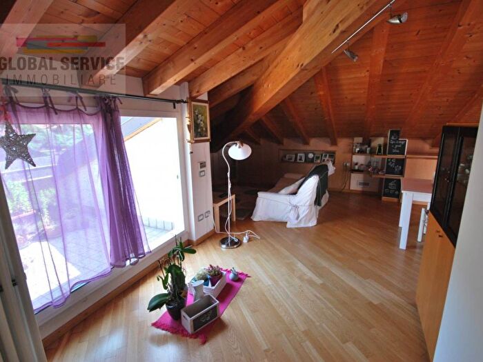 Casa trilocale in affitto in Viale Venezia, Porta Venezia, Brescia