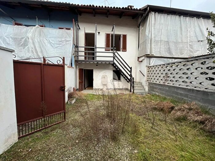Casa bilocale in vendita in Via Fratelli Mottura, Villafranca Piemonte