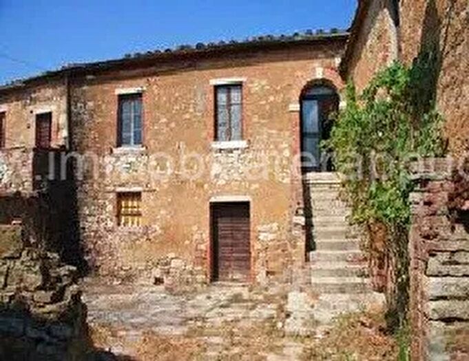 Casa in vendita in Rapolano Terme