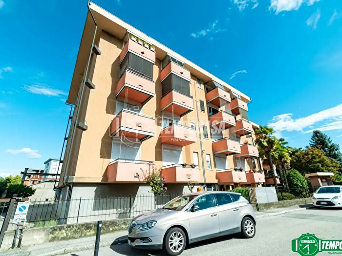 Appartamento quadrilocale in vendita in Via Monte San Salvatore, Arona