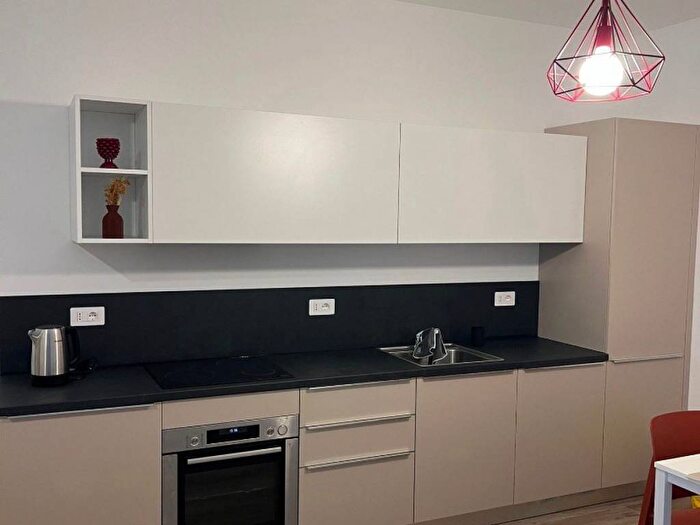 Appartamento bilocale in affitto in Via Cortina dAmpezzo, Corvetto, Milano