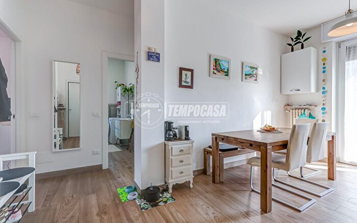 Appartamento trilocale in vendita in Via Varese, Cuggiono